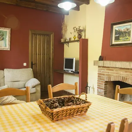 Rural Montes Malaga: Lagar Don Sancho Villa Room photo